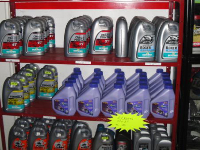 Olio Motorex per motore 2T, 4T, forcelle, catena etc.